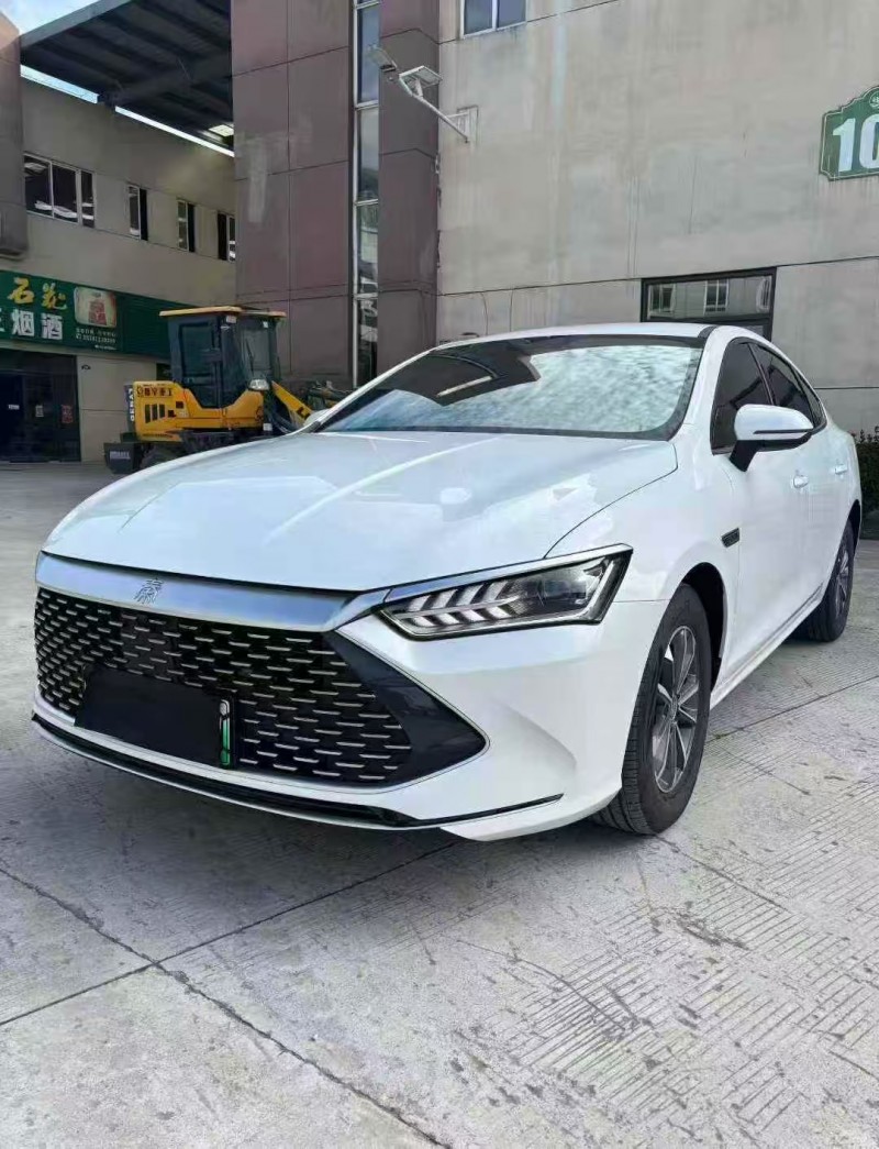 襄阳24年比亚迪秦3