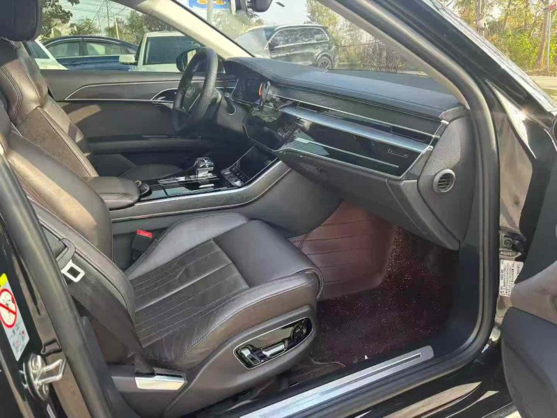 徐州20年奥迪A8L7