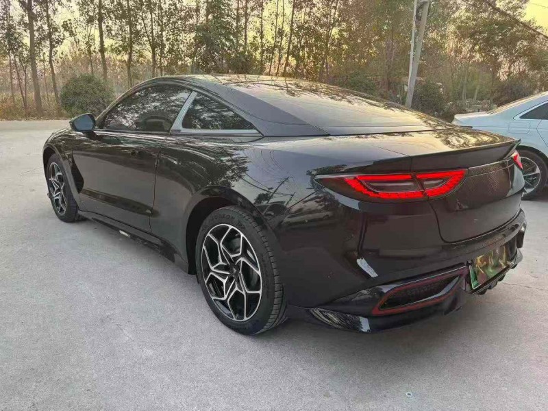 徐州23年哪吒GT8