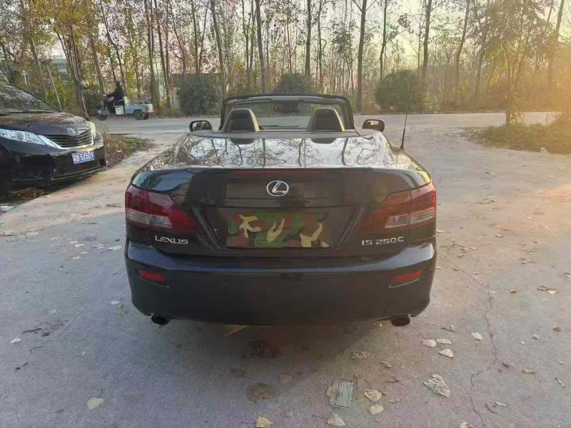 徐州10年雷克萨斯IS9