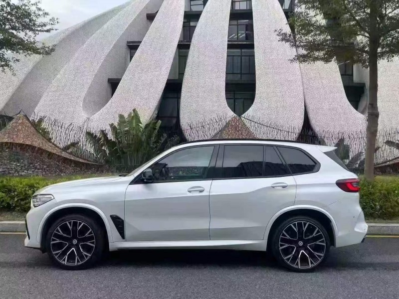 深圳23年宝马X58