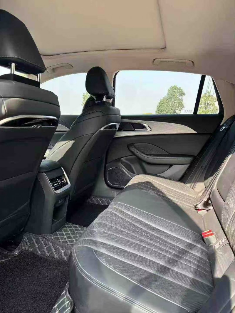 襄阳23年红旗H56