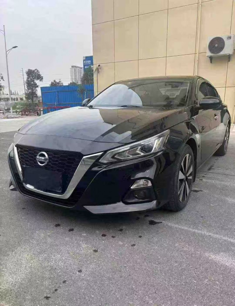 襄阳22年日产天籁2