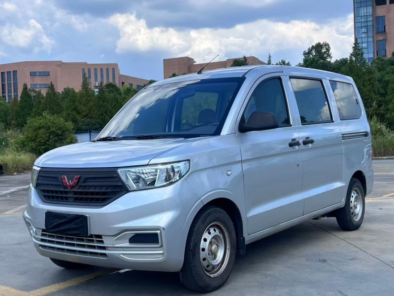 长沙21年五菱汽车宏光3