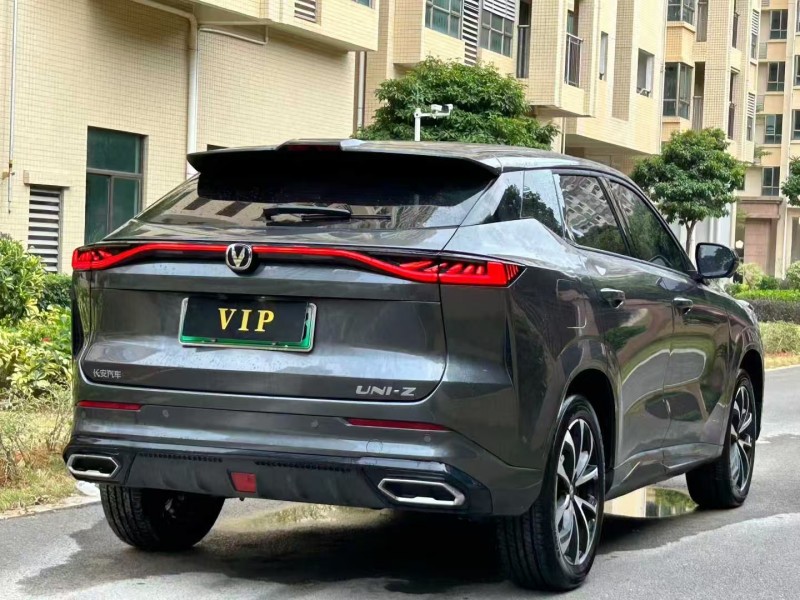 东莞25年长安汽车UNI5