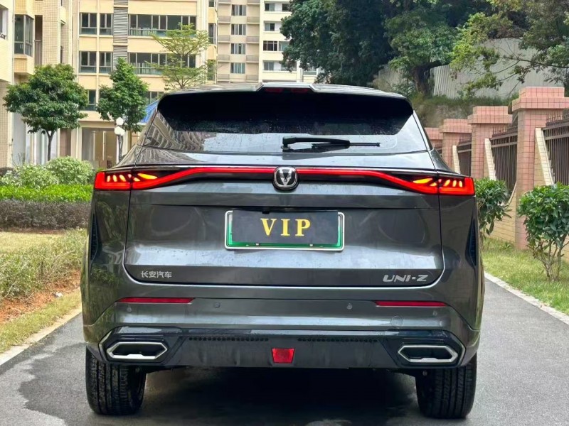 东莞25年长安汽车UNI9