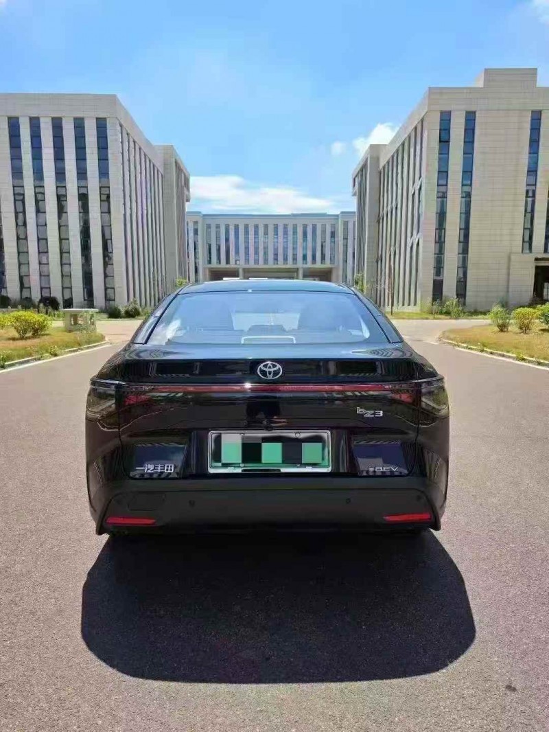 常州24年丰田BZ3Pro9