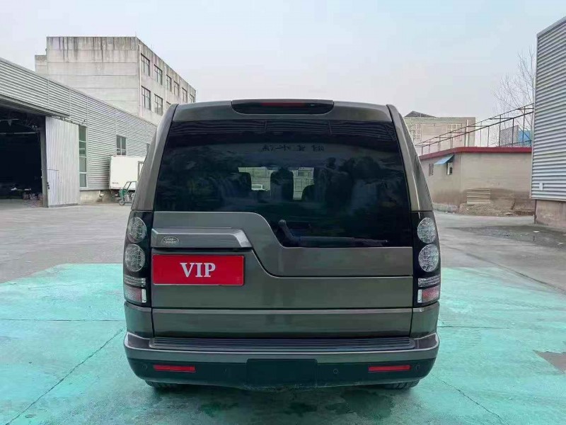 临沂12年路虎发现9