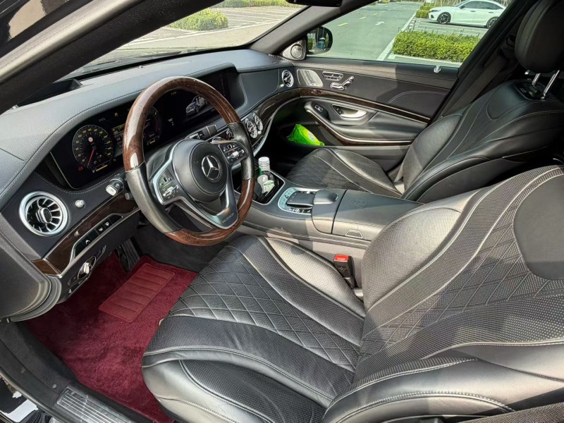 郑州19年奔驰迈巴赫S级5