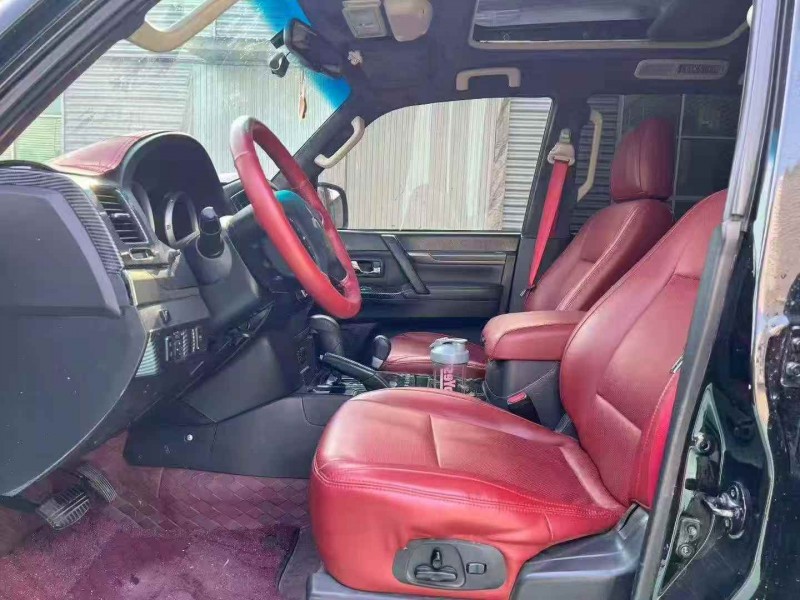 枣庄14年三菱帕杰罗4