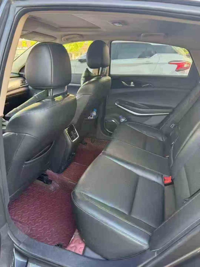 昭通21年长安汽车睿骋6