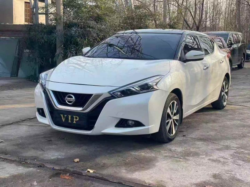 枣庄21年日产蓝鸟3