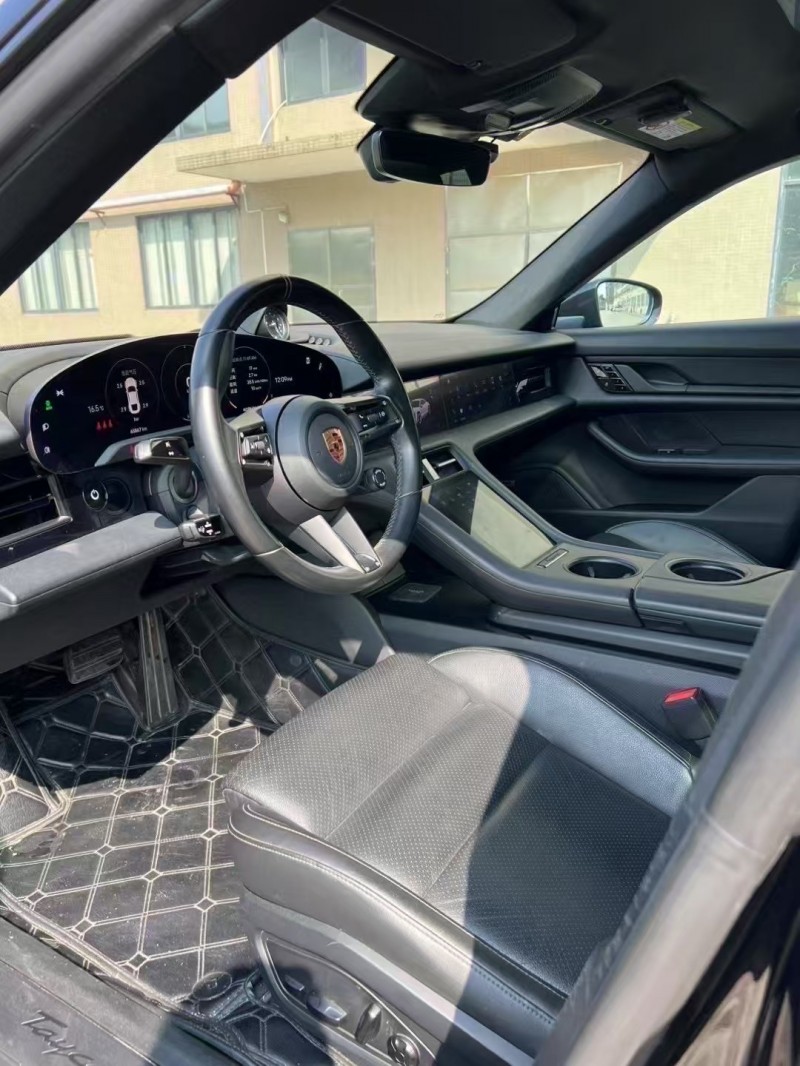 江门21年保时捷Taycan4