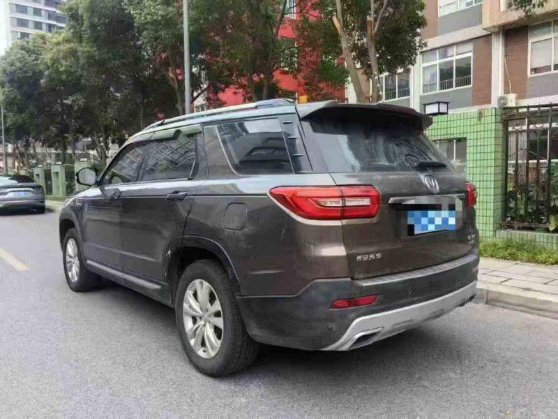 德阳17年长安汽车CS957