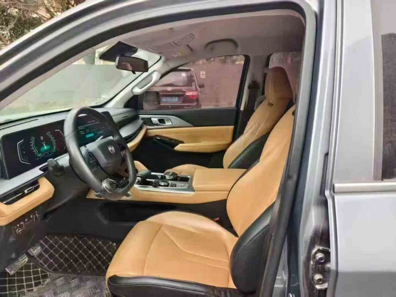 德阳23年长安汽车览拓者6