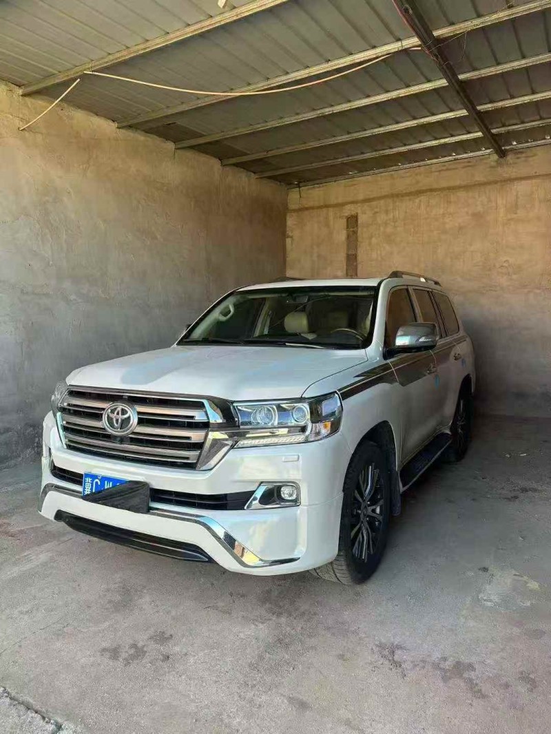 邯郸17年丰田兰德酷路泽3