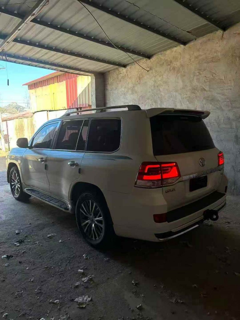 邯郸17年丰田兰德酷路泽6