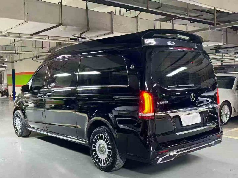 泸州20年奔驰威霆7