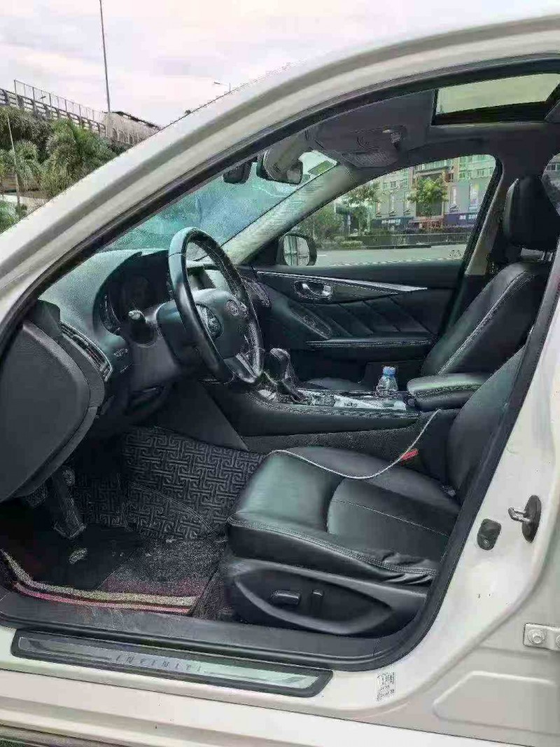 三明17年英菲尼迪Q50L5