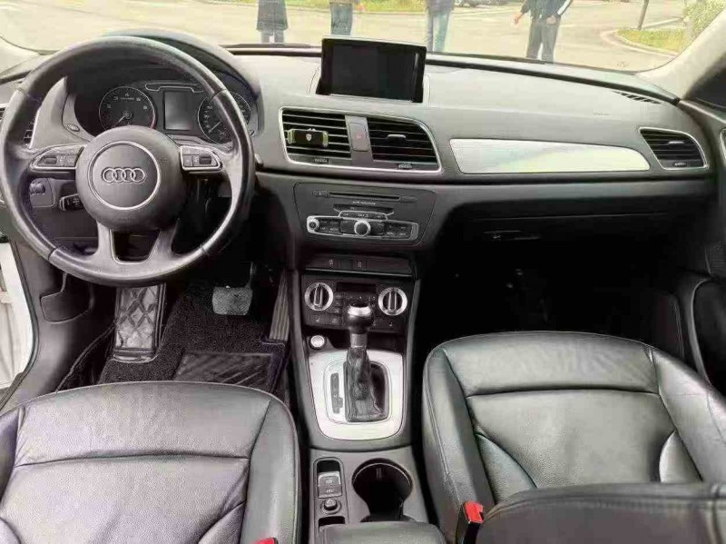 昭通13年奥迪Q36