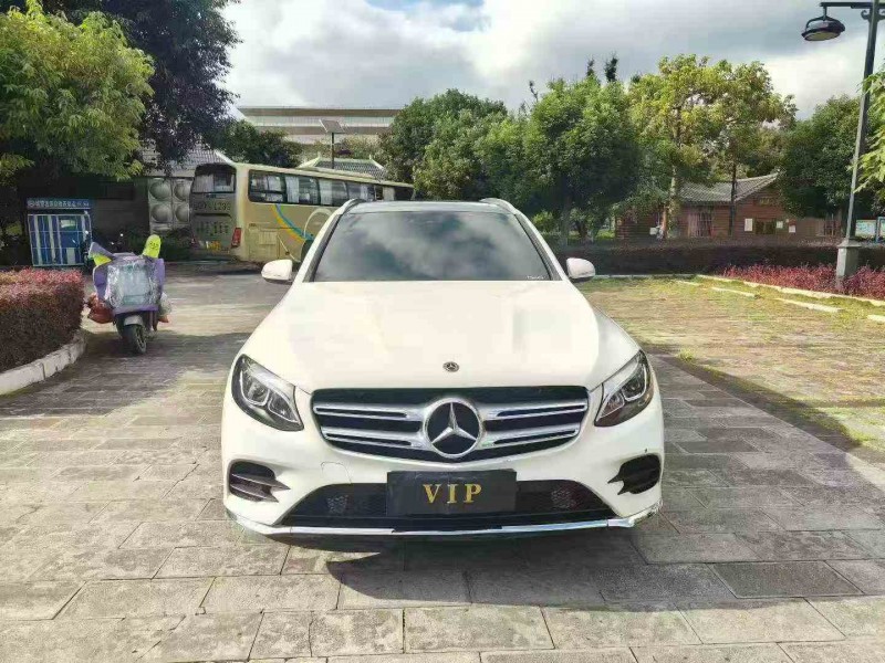 临沧17年奔驰GLC1