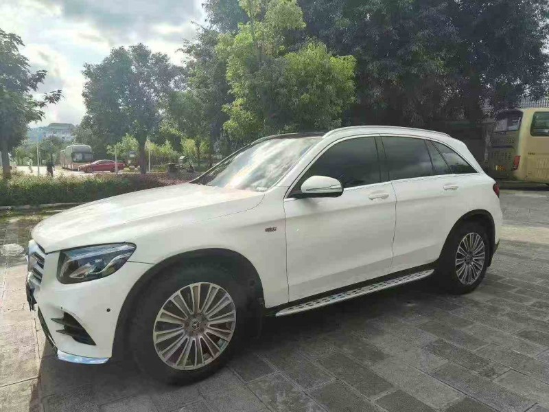 临沧17年奔驰GLC3