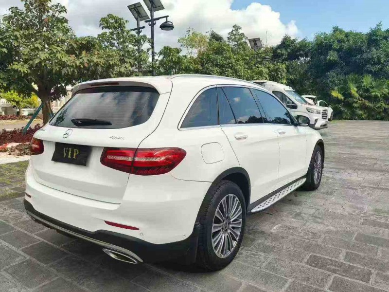 临沧17年奔驰GLC9