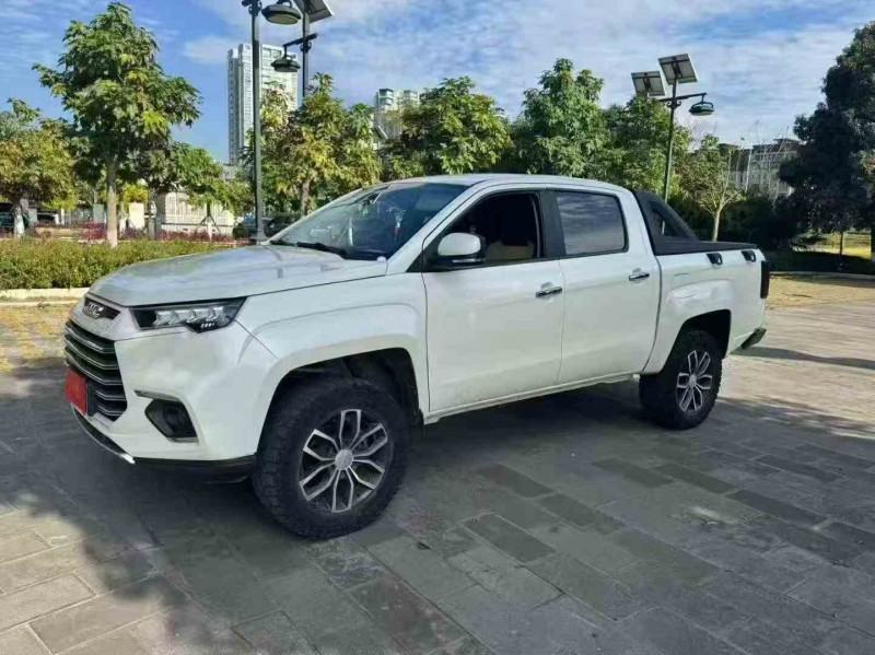 昭通20年江铃域虎3