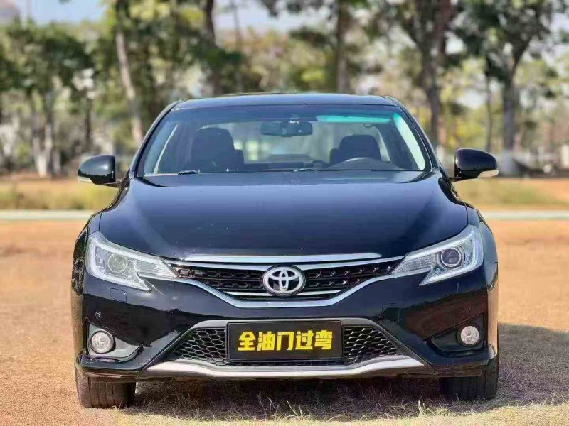 湛江16年丰田锐志1