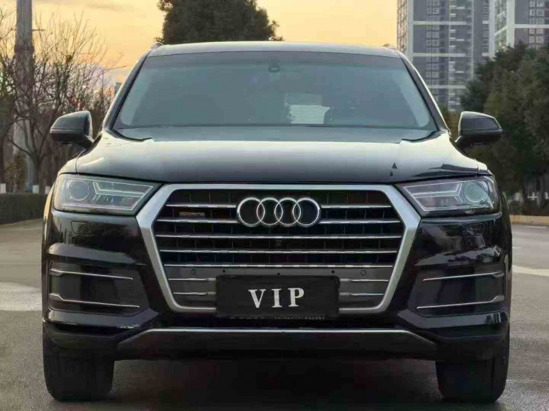 绍兴17年奥迪Q71