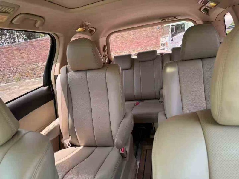 湛江18年丰田普瑞维亚5