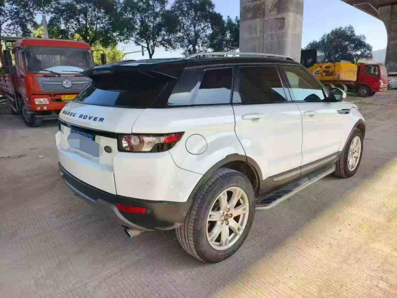 金华15年路虎极光6