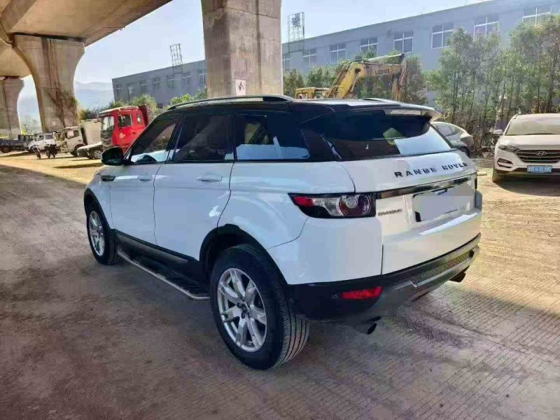 金华15年路虎极光7