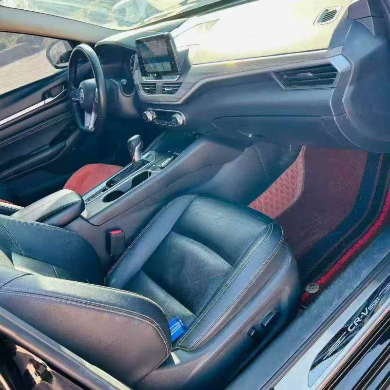 济宁21年日产天籁6