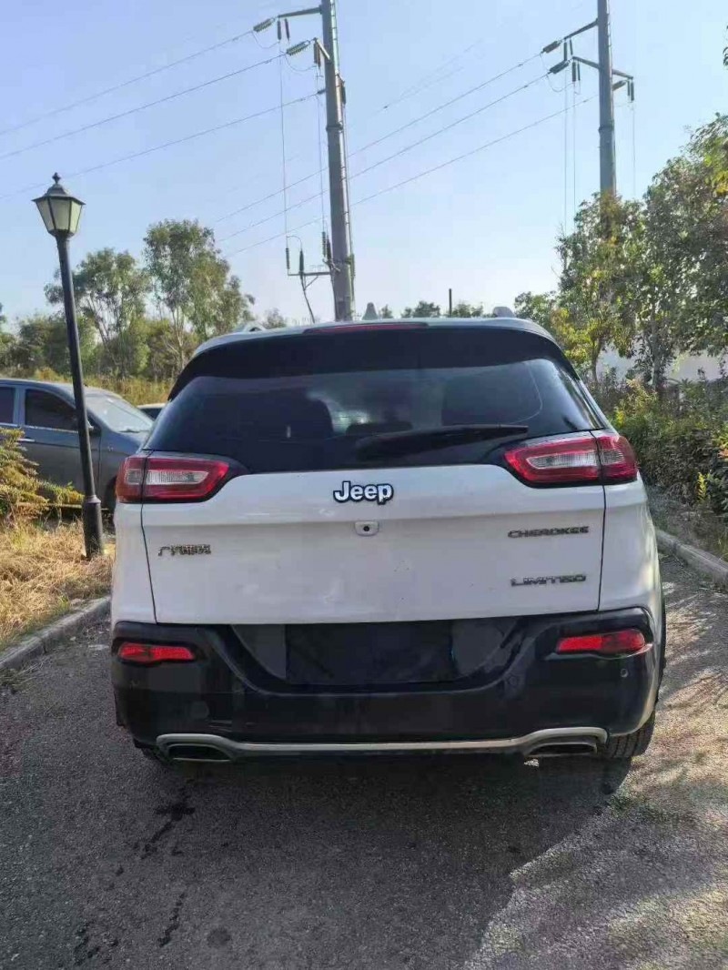 荆州18年Jeep自由光9