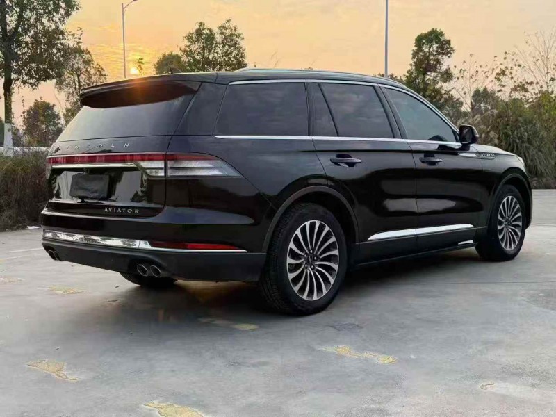 张家界20年林肯飞行家7