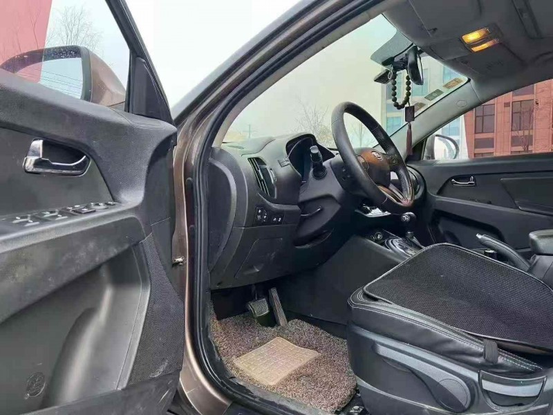 烟台13年起亚智跑4