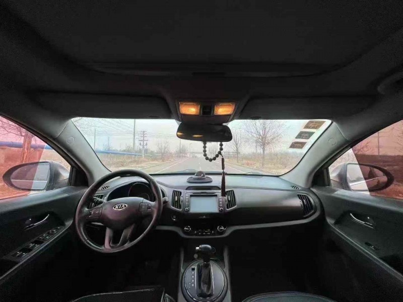 烟台13年起亚智跑6