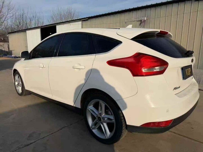 济宁20年福特福克斯7