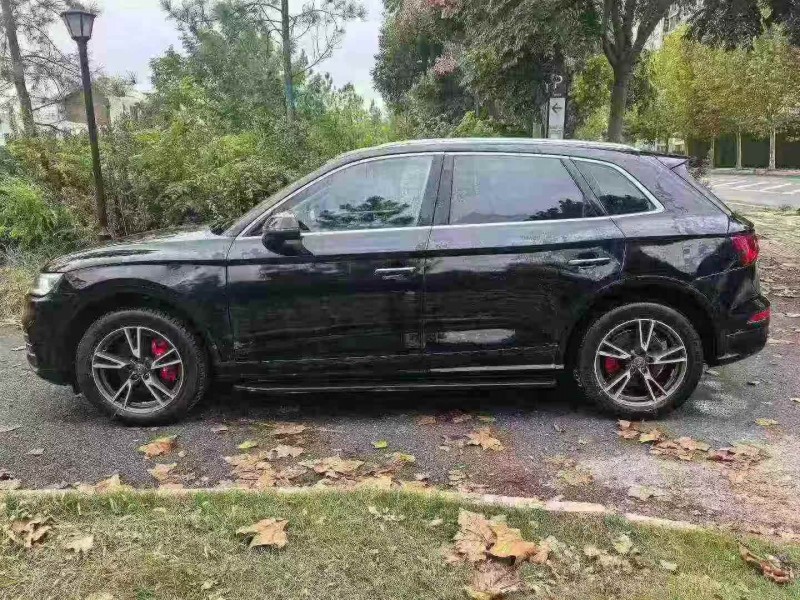 宜昌21年奥迪Q57