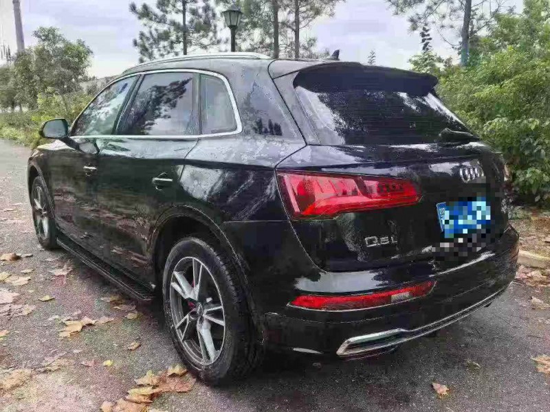 宜昌21年奥迪Q59