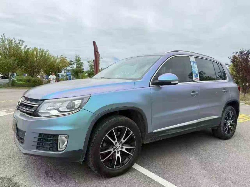 丽江16年大众途观2