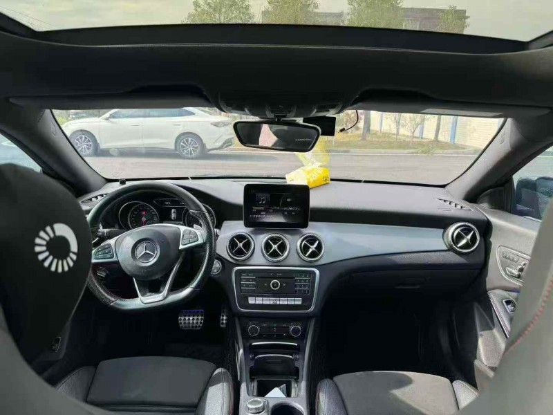 汕头17年奔驰CLA7