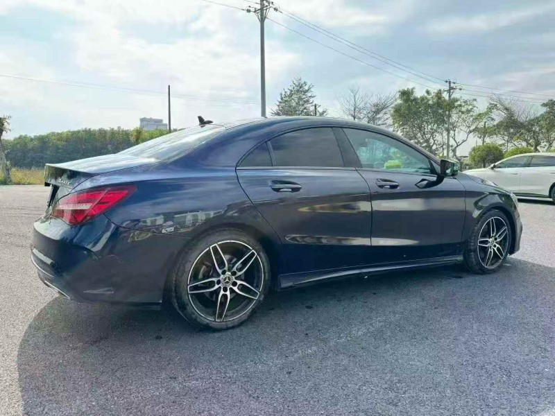 汕头17年奔驰CLA8