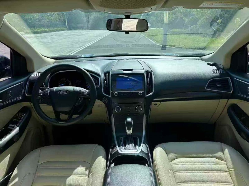 济宁16年福特锐界6