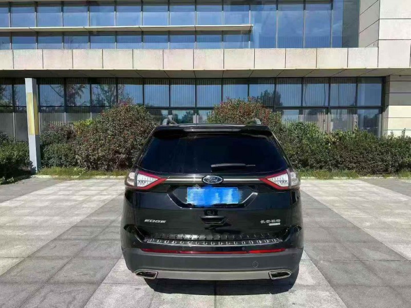 济宁16年福特锐界9