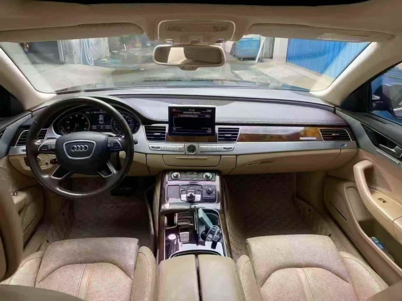 淄博17年奥迪A8L6