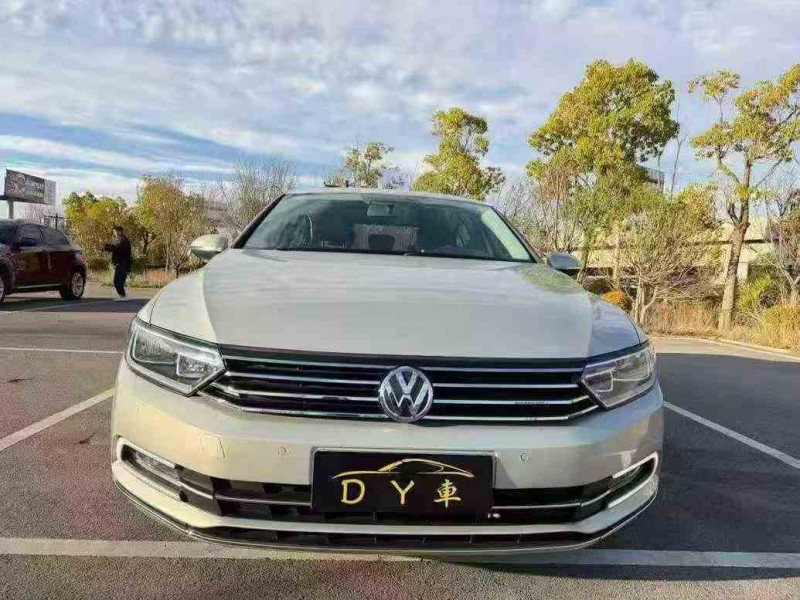 昭通19年大众迈腾1