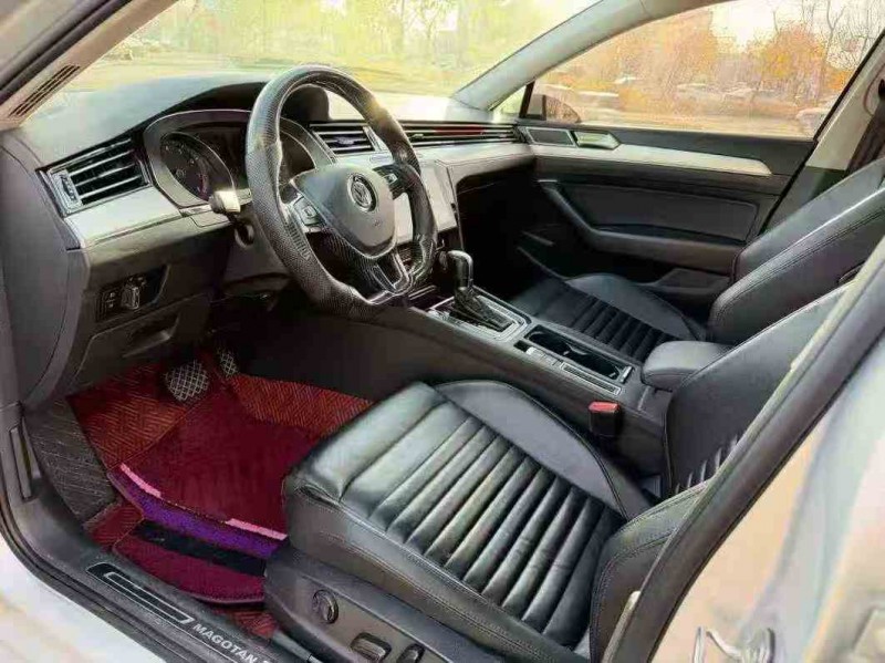 昭通19年大众迈腾5