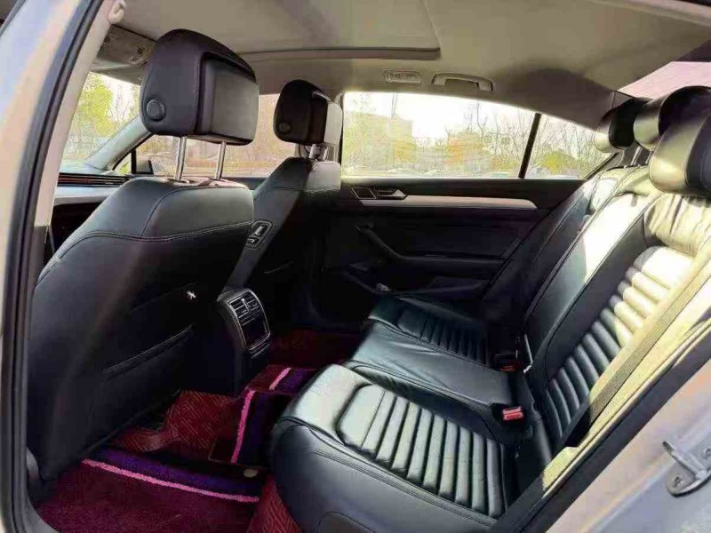 昭通19年大众迈腾6